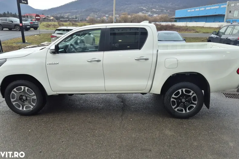 Toyota Hilux din 2025 cu 12 km - oferta TOY182589 - foto 7