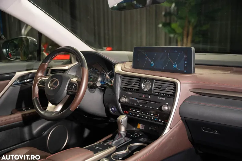 Lexus Seria RX din 2022 cu 53.000 km - oferta LEX182595 - foto 31