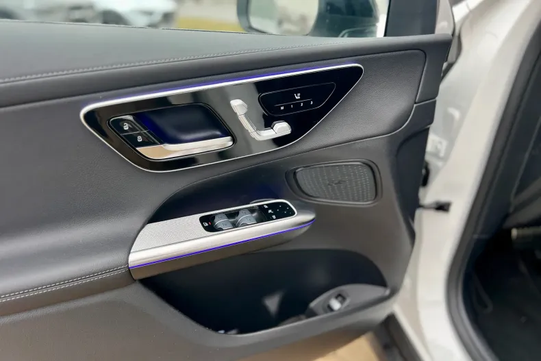 Mercedes-Benz GLC din 2025 cu 7 km - oferta MER182597 - foto 9