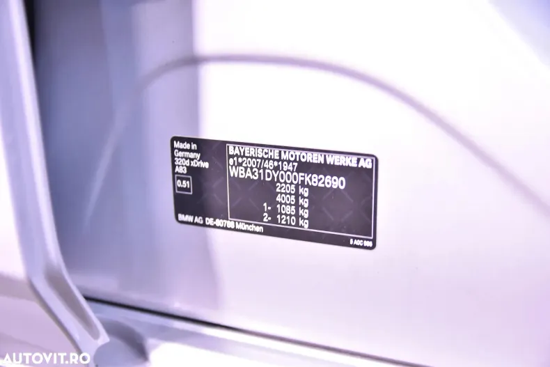 BMW Seria 3 din 2021 cu 96.756 km - oferta BMW182600 - foto 27