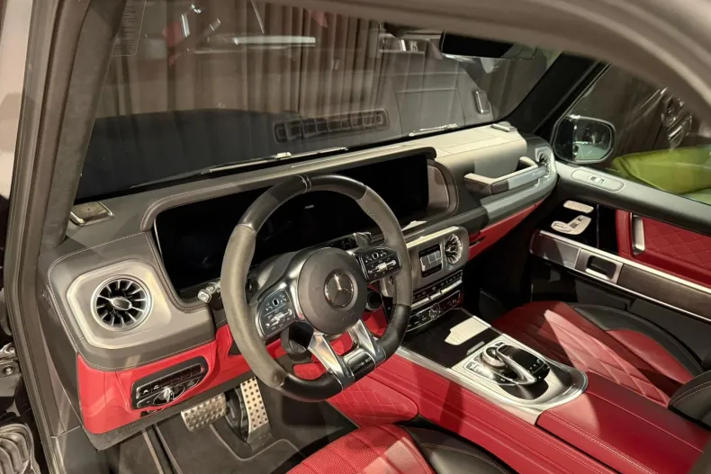 Mercedes-Benz G din 2024 cu 9.900 km - oferta MER182605 - foto 11