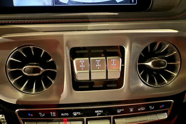 Mercedes-Benz G din 2024 cu 9.900 km - oferta MER182605 - foto 34