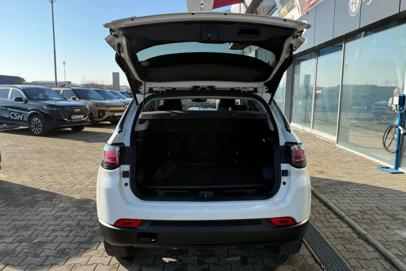 Jeep Compass din 2025 cu 33.200 km - oferta JEE182610 - foto 5