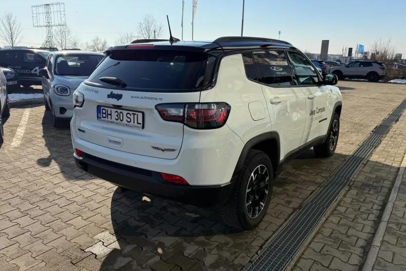 Jeep Compass din 2025 cu 33.200 km - oferta JEE182610 - foto 7