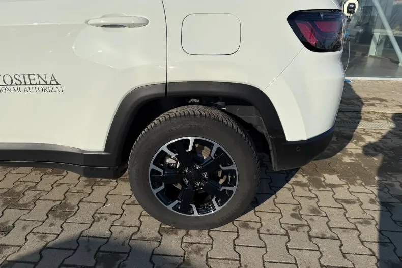 Jeep Compass din 2025 cu 33.200 km - oferta JEE182610 - foto 15