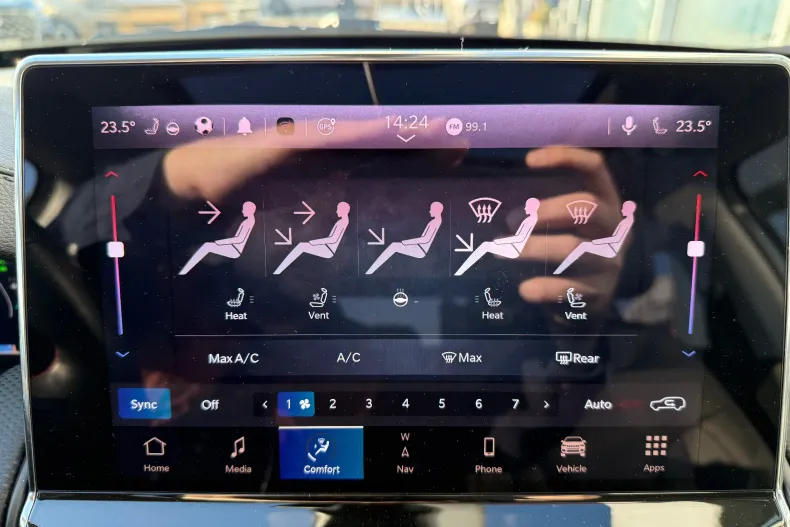 Jeep Compass din 2025 cu 33.200 km - oferta JEE182610 - foto 25