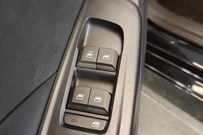 MG MG3 din 2024 cu 35 km - oferta MG0182613 - foto 7