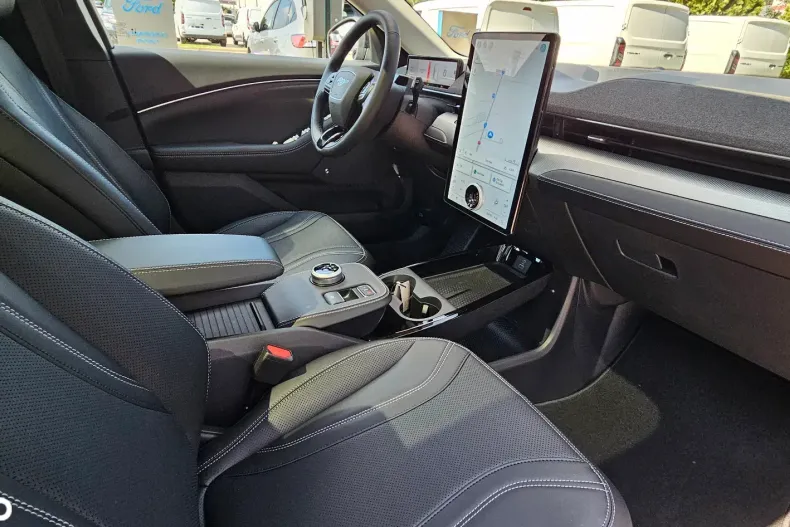 Ford Mustang Mach-E din 2024 cu 1 km - oferta FOR182616 - foto 10