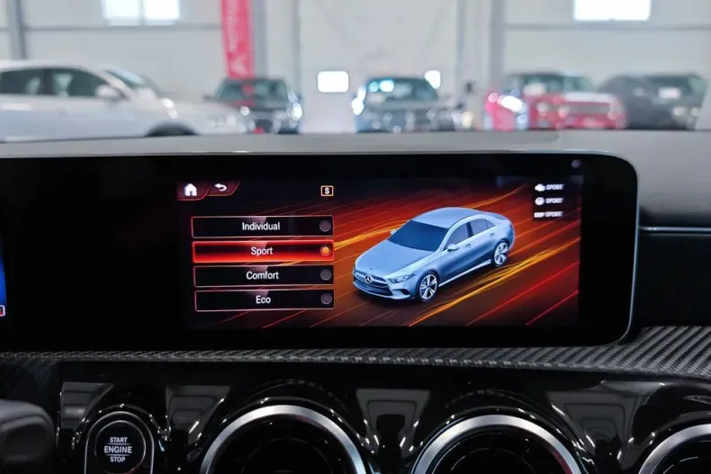 Mercedes-Benz A 180 (Clasa A) din 2020 cu 117.210 km - oferta MER182617 - foto 17