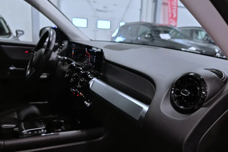 Mercedes-Benz GLB din 2021 cu 109.905 km - oferta MER182618 - foto 11