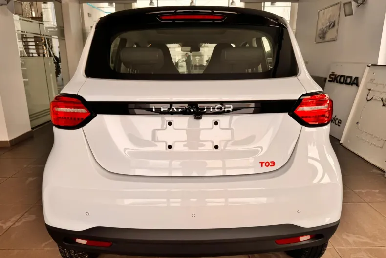 Leapmotor T03 din 2025 cu 10 km - oferta LEA182632 - foto 17