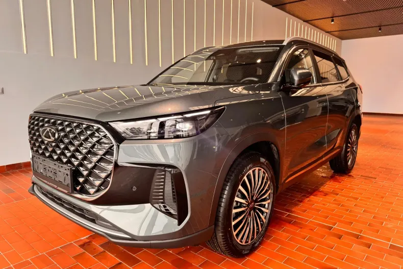 Chery Tiggo 8 din 2025 cu 10 km - oferta CHE182633 - foto 1