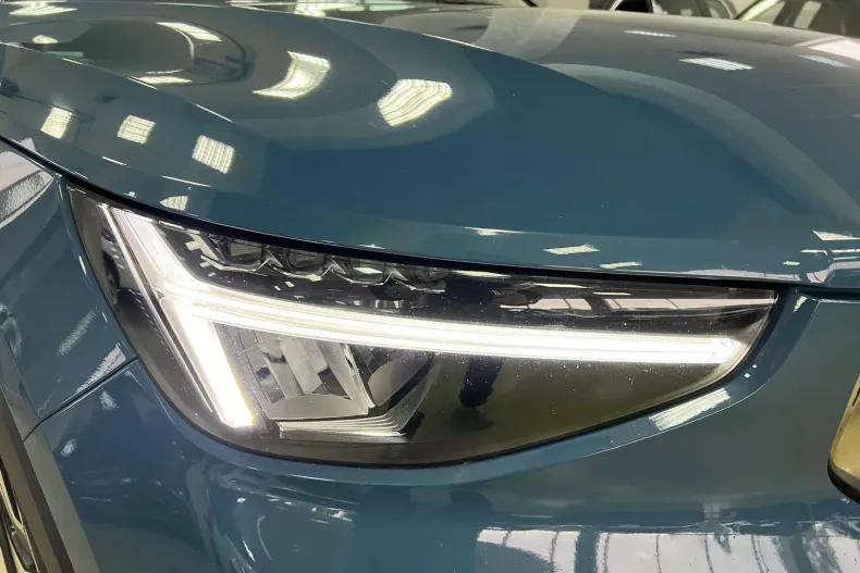 Volvo XC40 din 2022 cu 164.700 km - oferta VOL182634 - foto 6