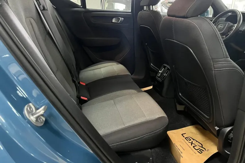 Volvo XC40 din 2022 cu 164.700 km - oferta VOL182634 - foto 7