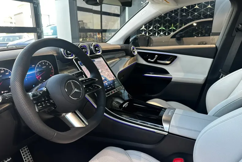 Mercedes-Benz GLC din 2025 cu 6.000 km - oferta MER182647 - foto 5