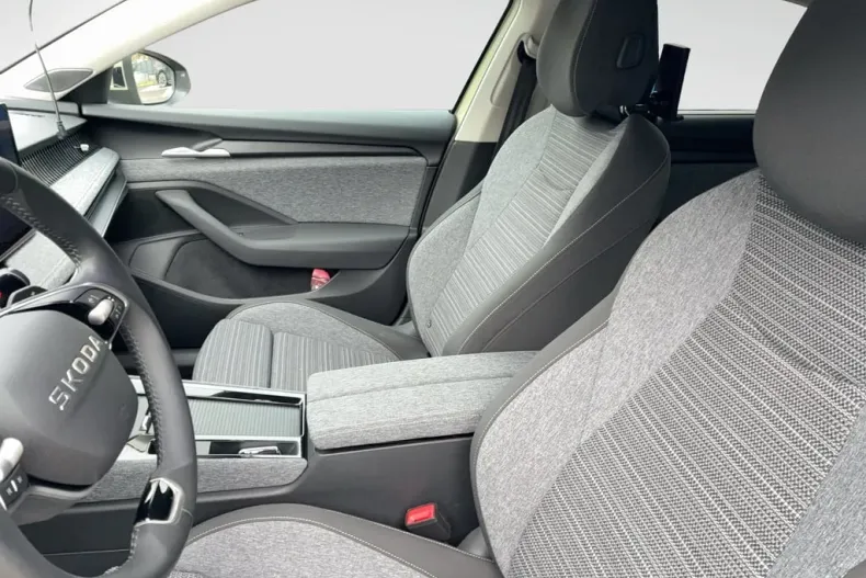 Skoda Superb din 2025 cu 10.000 km - oferta SKO182655 - foto 9