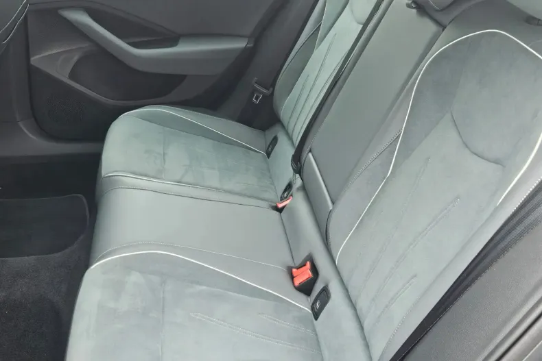 Volkswagen Passat din 2024 cu 14.570 km - oferta VOL182659 - foto 11