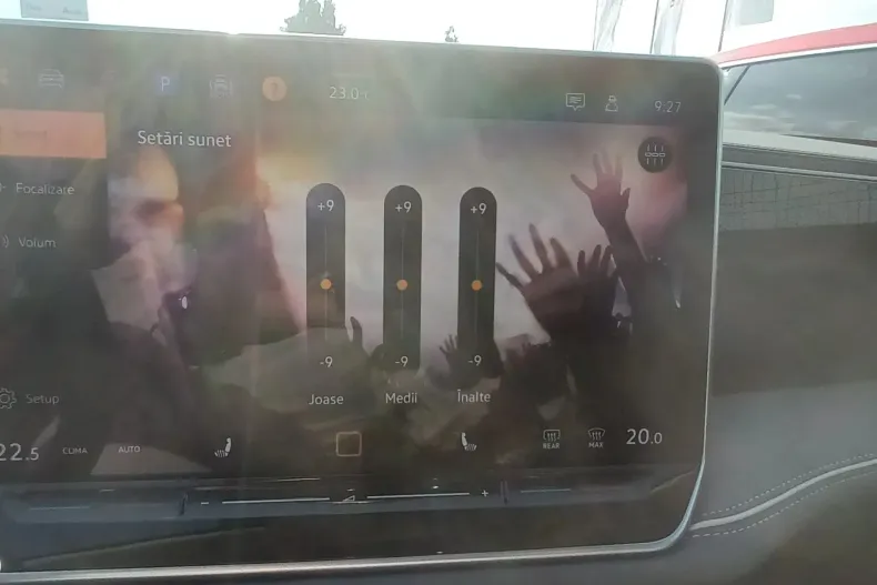 Volkswagen Passat din 2024 cu 14.570 km - oferta VOL182659 - foto 33