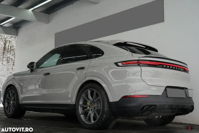 Porsche Cayenne din 2024 cu 9.970 km - oferta POR182660 - foto 3