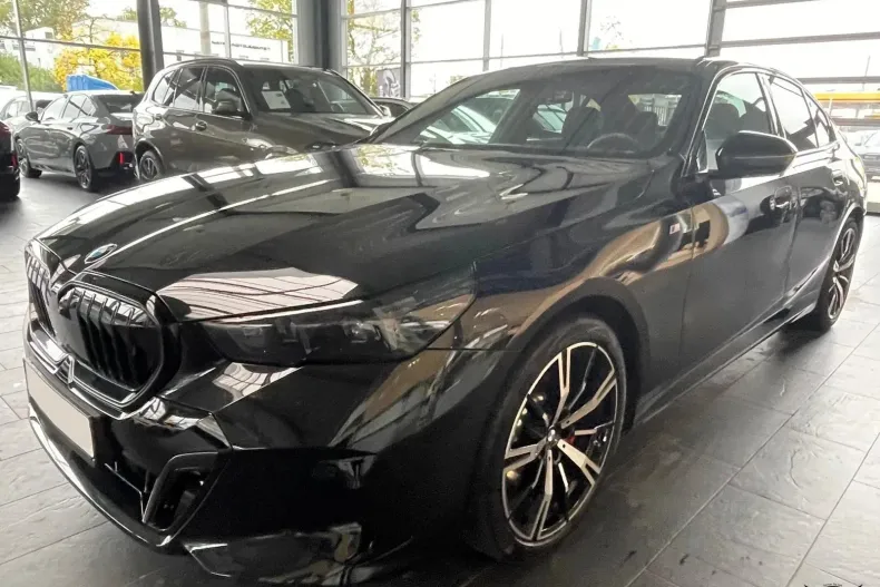 BMW Seria 5 din 2025 cu 9.645 km - oferta BMW182661 - foto 3