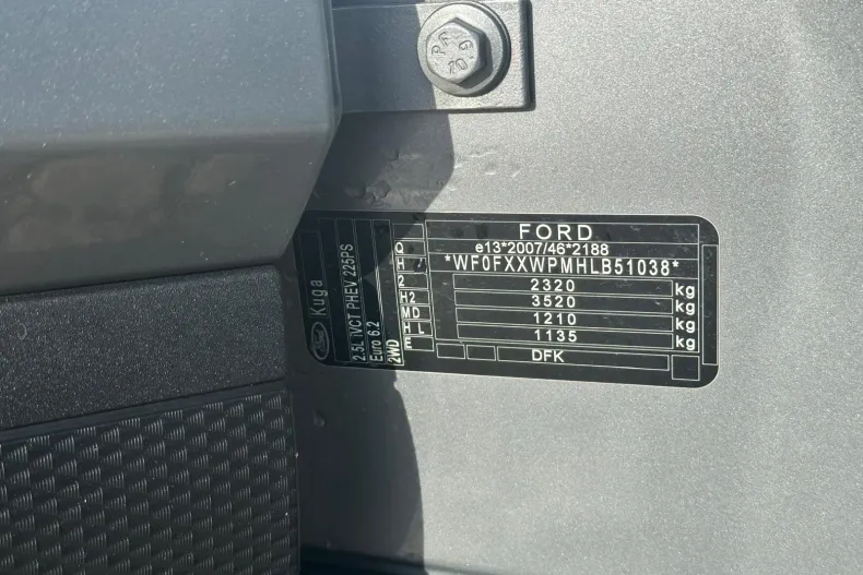 Ford Kuga din 2021 cu 141.000 km - oferta FOR182666 - foto 39