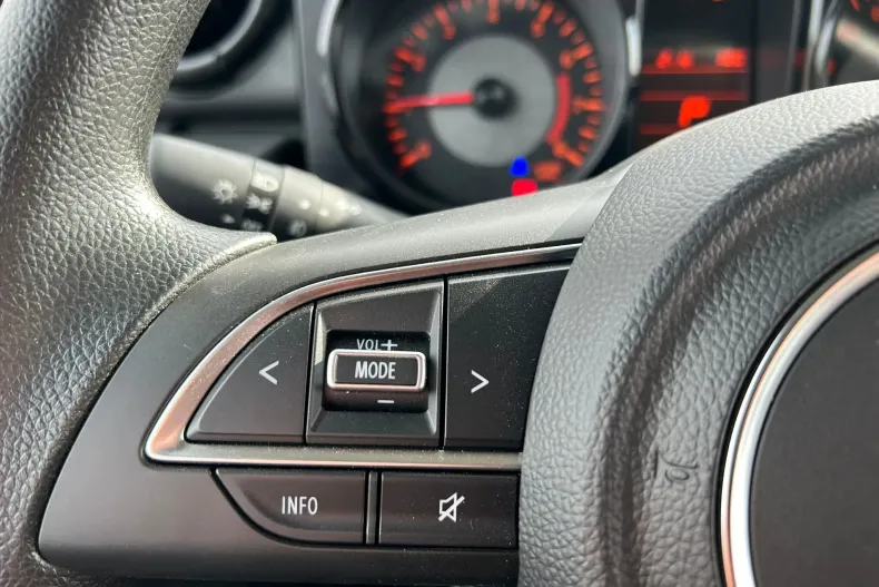 Suzuki Jimny din 2025 cu 15 km - oferta SUZ182673 - foto 8