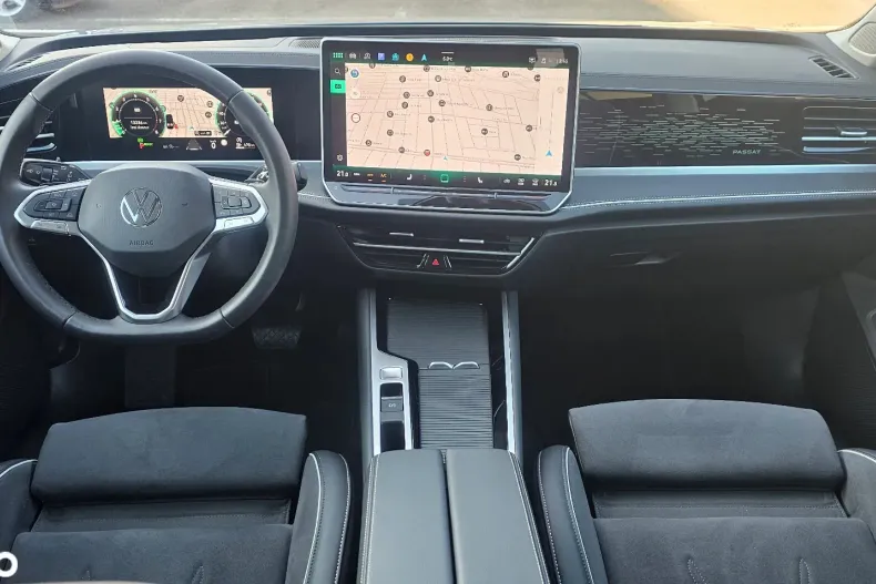 Volkswagen Passat din 2024 cu 13.236 km - oferta VOL182677 - foto 20