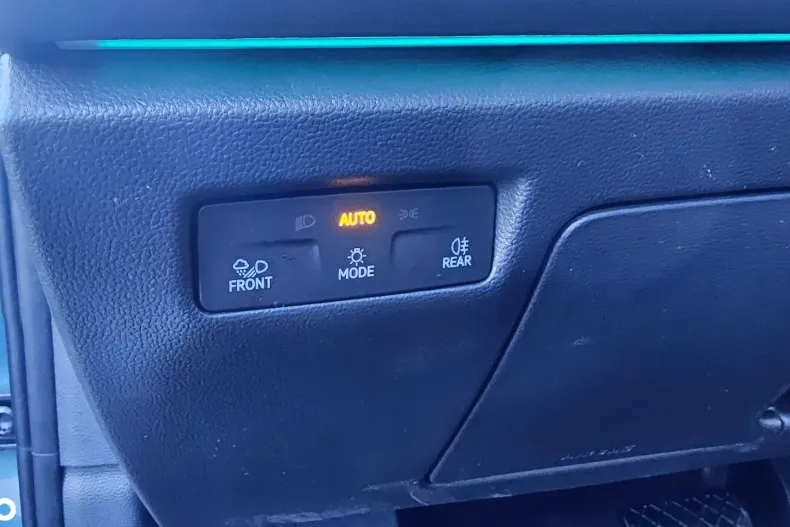 Volkswagen Passat din 2024 cu 13.236 km - oferta VOL182677 - foto 30