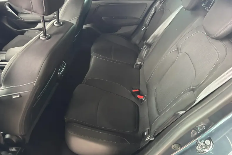 Renault Megane din 2021 cu 111.795 km - oferta REN182681 - foto 37