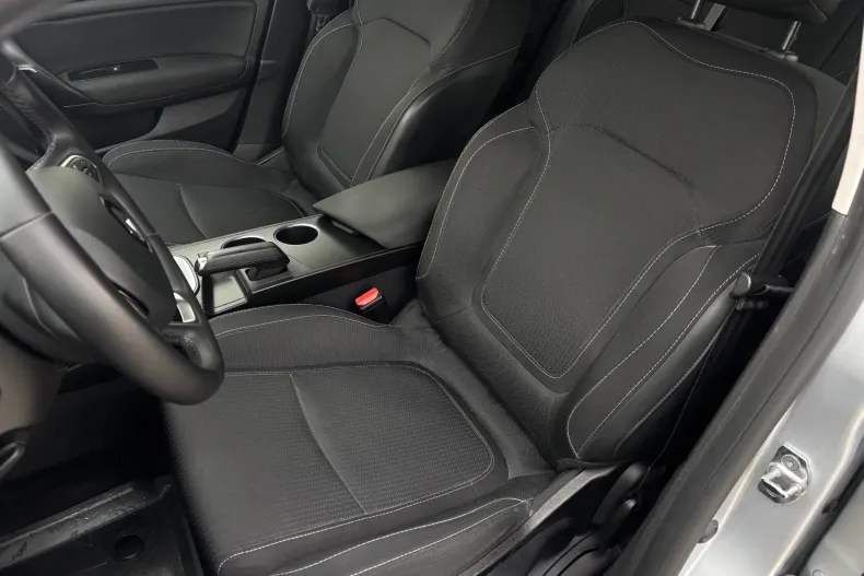 Renault Megane din 2022 cu 63.588 km - oferta REN182682 - foto 26