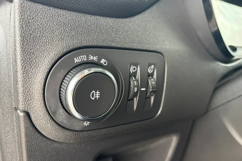 Opel Crossland din 2024 cu 59.238 km - oferta OPE182685 - foto 16