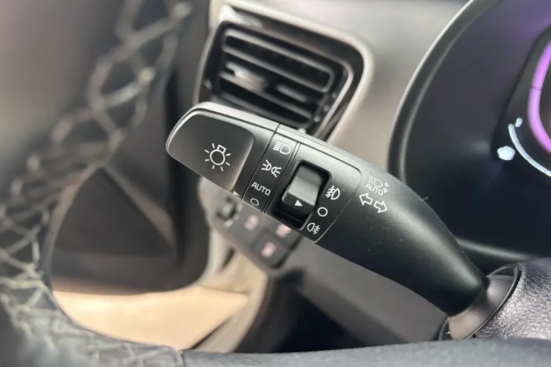 Kia Stonic din 2025 cu 21.200 km - oferta KIA182689 - foto 15