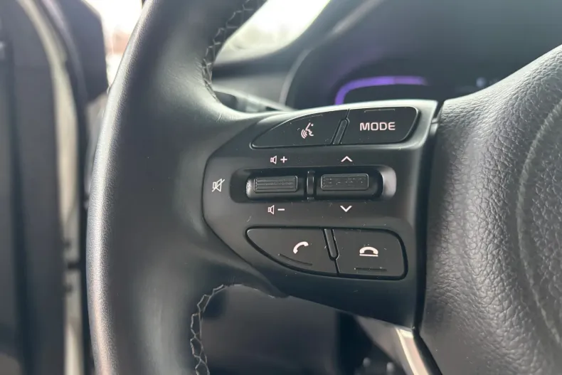 Kia Stonic din 2025 cu 21.200 km - oferta KIA182689 - foto 17