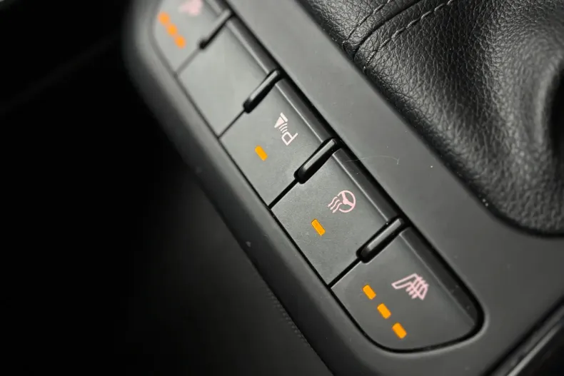 Kia Stonic din 2025 cu 21.200 km - oferta KIA182689 - foto 22