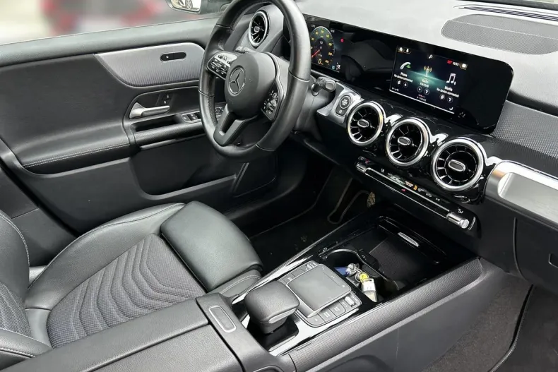 Mercedes-Benz GLB din 2023 cu 47.335 km - oferta MER182693 - foto 16