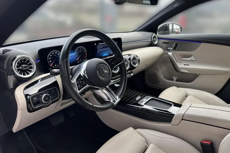 Mercedes-Benz CLA (Clasa CLA) din 2024 cu 7.581 km - oferta MER182695 - foto 13