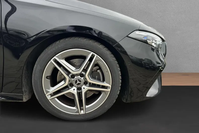 Mercedes-Benz A 220 (Clasa A) din 2024 cu 50.550 km - oferta MER182696 - foto 9