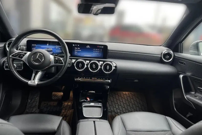 Mercedes-Benz A 250 (Clasa A) din 2023 cu 21.057 km - oferta MER182697 - foto 11