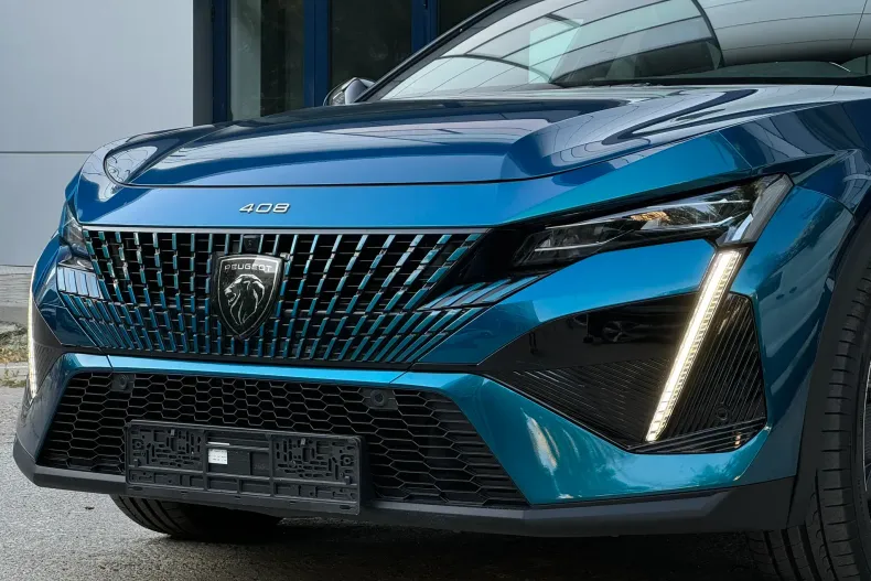 Peugeot 408 din 2023 cu 43.500 km - oferta PEU182703 - foto 7