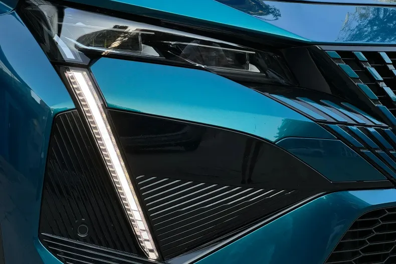 Peugeot 408 din 2023 cu 43.500 km - oferta PEU182703 - foto 8