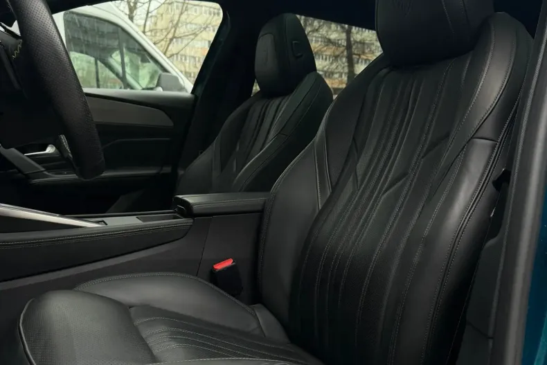 Peugeot 408 din 2023 cu 43.500 km - oferta PEU182703 - foto 10