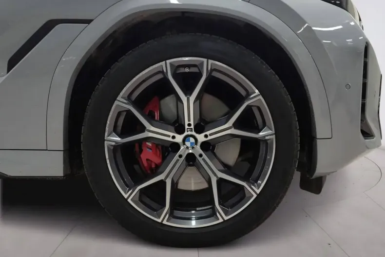 BMW X6 (Seria X) din 2025 cu 39.081 km - oferta BMW182709 - foto 5