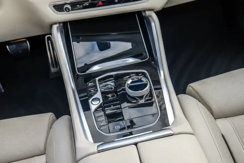 BMW X6 (Seria X) din 2024 cu 28.538 km - oferta BMW182719 - foto 17