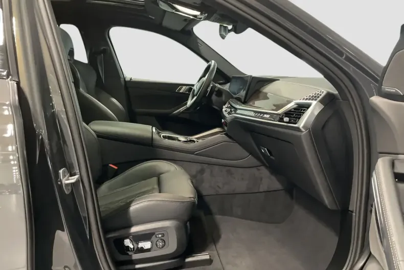 BMW X6 (Seria X) din 2024 cu 25.927 km - oferta BMW182723 - foto 8