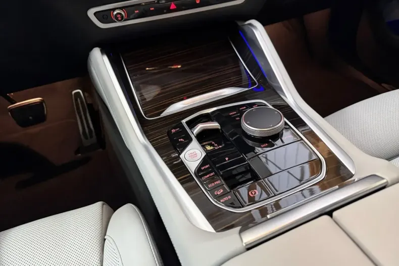 BMW X6 (Seria X) din 2025 cu 22.187 km - oferta BMW182724 - foto 10