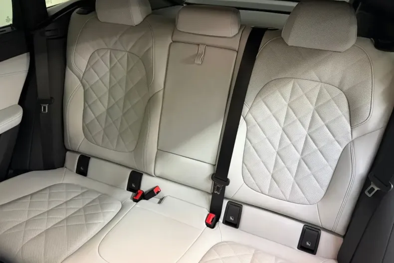 BMW X6 (Seria X) din 2025 cu 22.187 km - oferta BMW182724 - foto 13