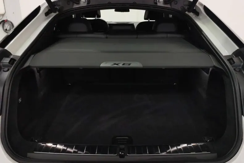 BMW X6 (Seria X) din 2024 cu 42.541 km - oferta BMW182726 - foto 13