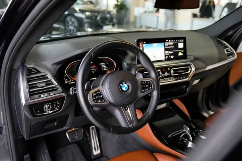 BMW X4 (Seria X) din 2024 cu 48.229 km - oferta BMW182731 - foto 2