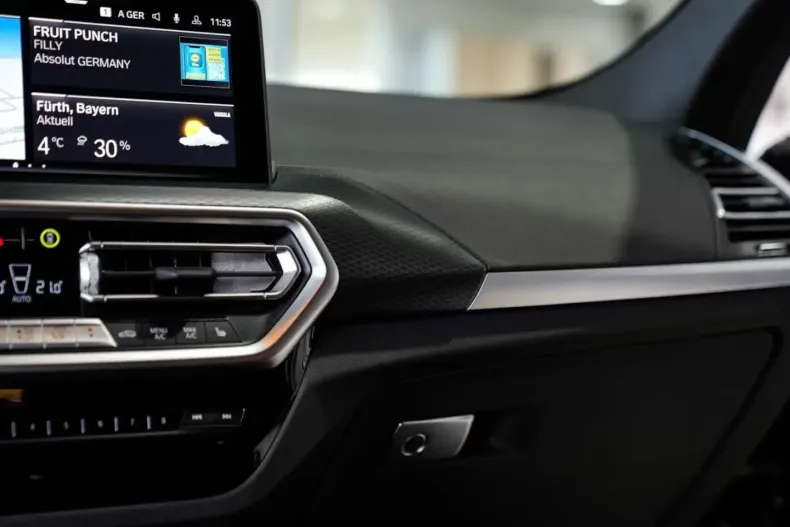 BMW X4 (Seria X) din 2024 cu 48.229 km - oferta BMW182731 - foto 25