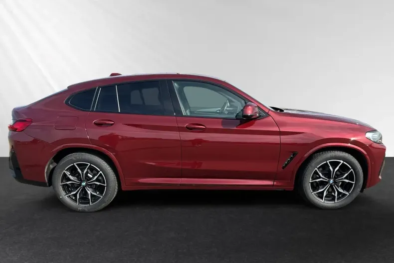 BMW X4 (Seria X) din 2024 cu 19.220 km - oferta BMW182736 - foto 2